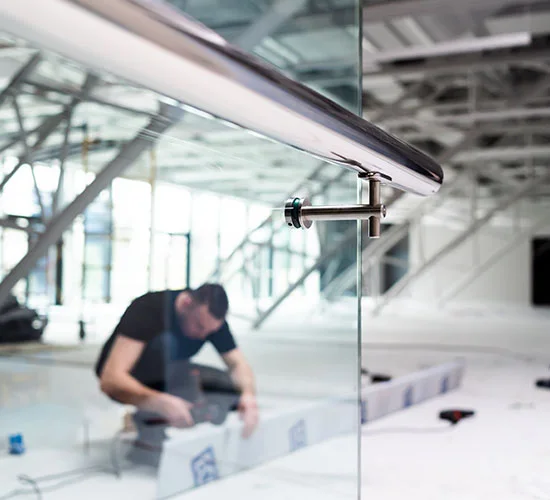 Three Lakes, FL highly skilled glass repair technicians